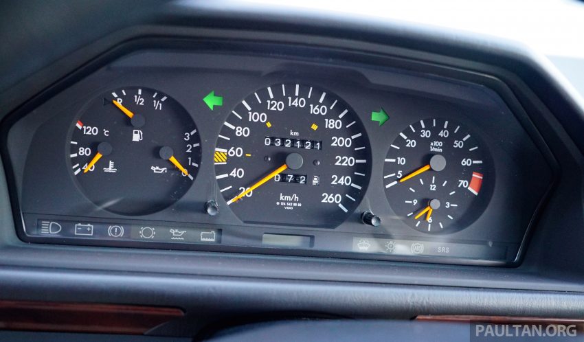 Mercedes-Benz E-Class Coupe，带您细看49年的发展。 22016
