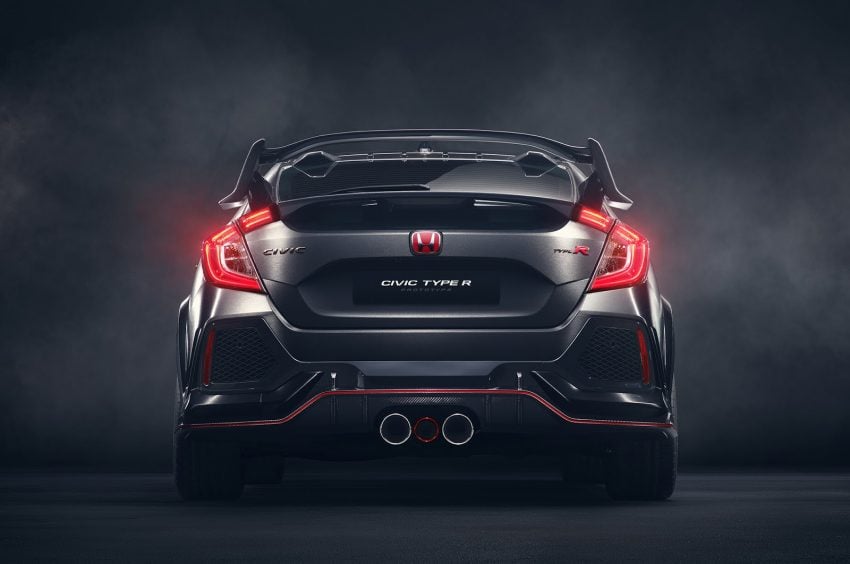 全新 Honda Civic Type R，发布前实车照网上流传。 21456