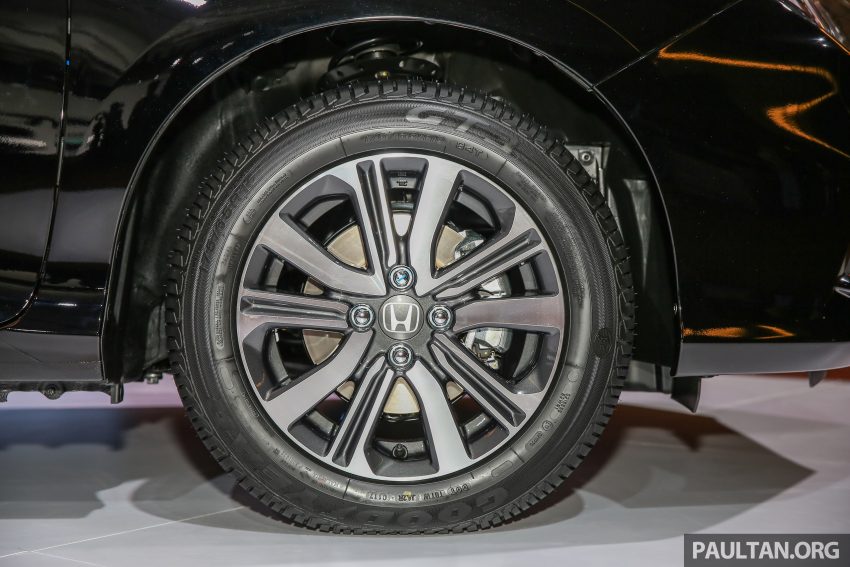 Honda City 小改款本地正式上市，加入LED头尾灯组，全车系标配DRL、引擎启动按钮和VSA，售价从RM78k起！ 21114