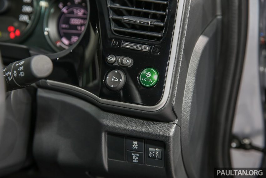 Honda City 小改款本地正式上市，加入LED头尾灯组，全车系标配DRL、引擎启动按钮和VSA，售价从RM78k起！ 21173