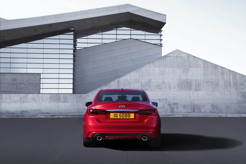 Infiniti Q50 小改款，科技面提升，车系等级精简化。 21844
