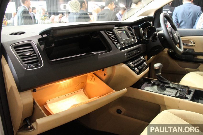 全新 Kia Grand Carnival 正式上市，价格从RM153k起。 22941