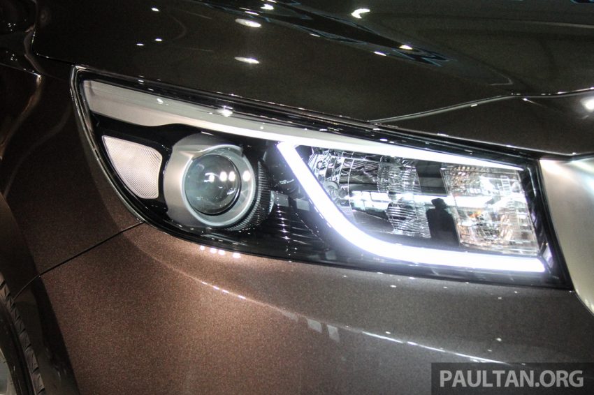 全新 Kia Grand Carnival 正式上市，价格从RM153k起。 22883