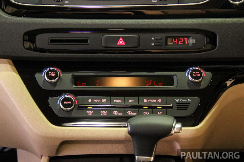 全新 Kia Grand Carnival 正式上市，价格从RM153k起。 22892