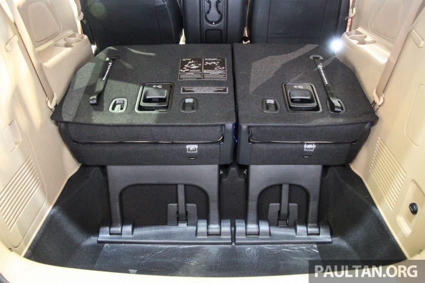 全新 Kia Grand Carnival 正式上市，价格从RM153k起。 22890