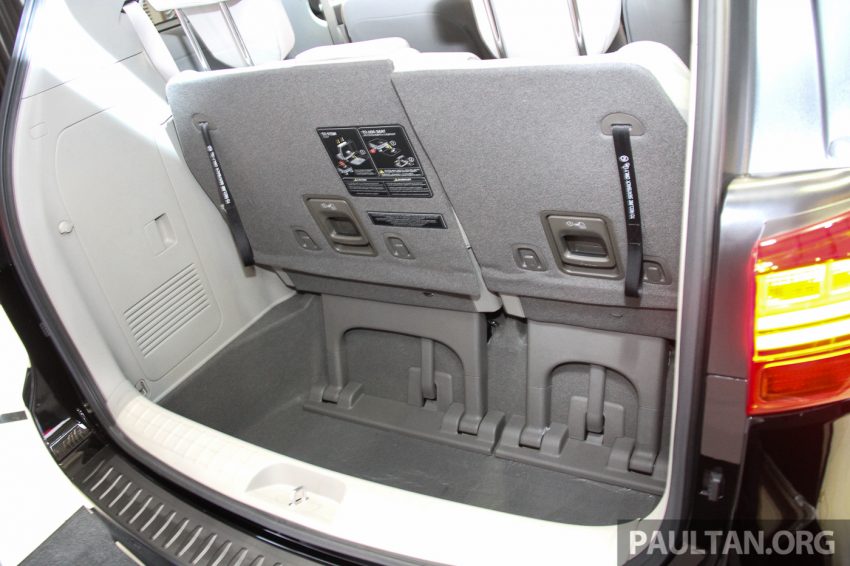 全新 Kia Grand Carnival 正式上市，价格从RM153k起。 22988