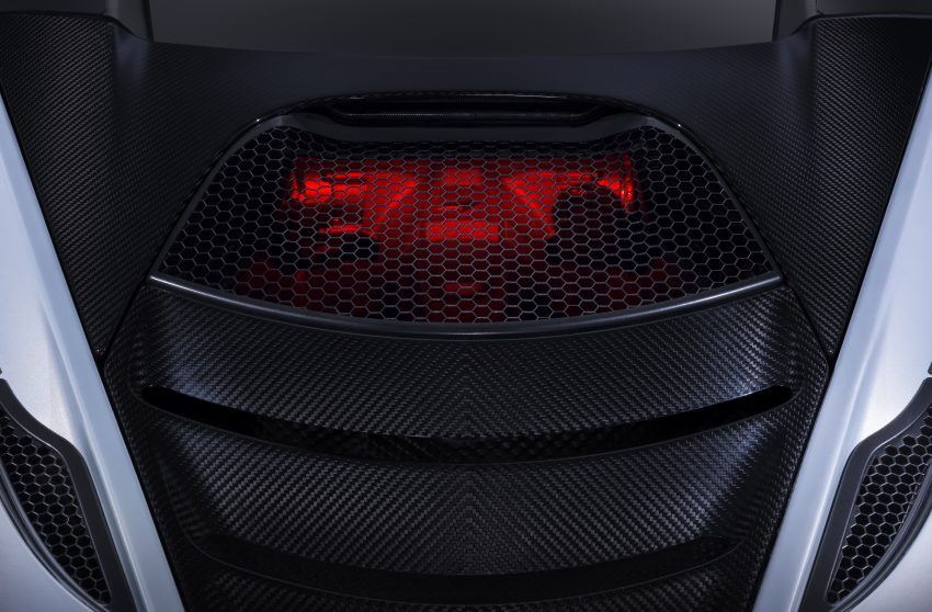 McLaren 720S 面世，720匹马力，极速飙破341km/h。 21781