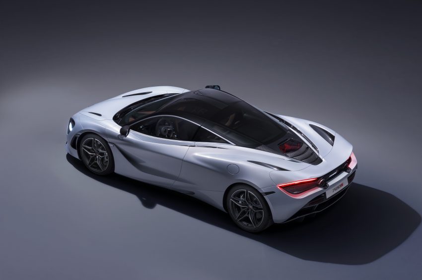 McLaren 720S 面世，720匹马力，极速飙破341km/h。 21773
