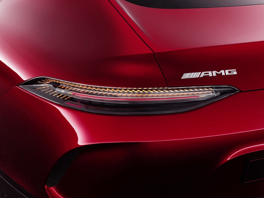 Mercedes-AMG GT 四门版概念车，零百加速不到三秒！ 21694