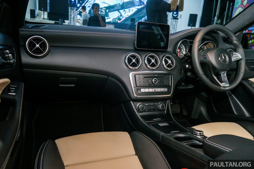 Mercedes-Benz A 200 Activity Edition，全马限量30辆。 21945