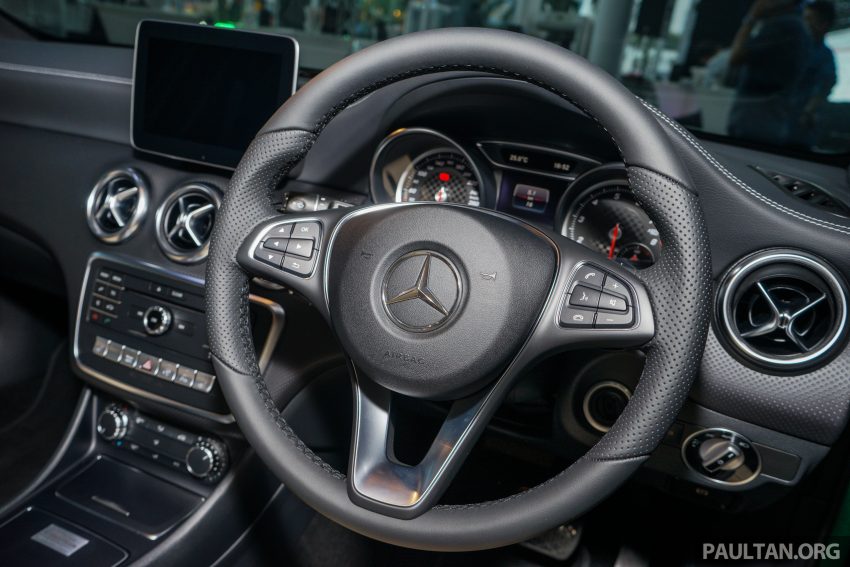 Mercedes-Benz A 200 Activity Edition，全马限量30辆。 21947