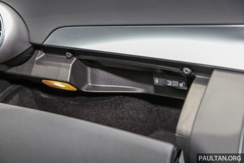 试驾：Mercedes-Benz C 350 e，迈入绿色节能新时代。 22687