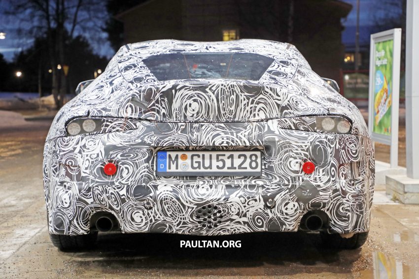 全新 Toyota Supra 测试谍照再次曝光，车头向F1看齐。 22743