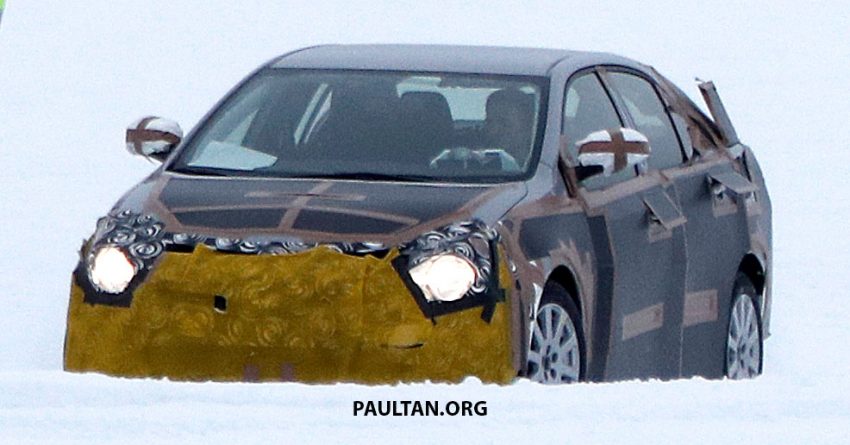 全新 Toyota Corolla 积极开发，国外雪地测试谍照曝光。 21892