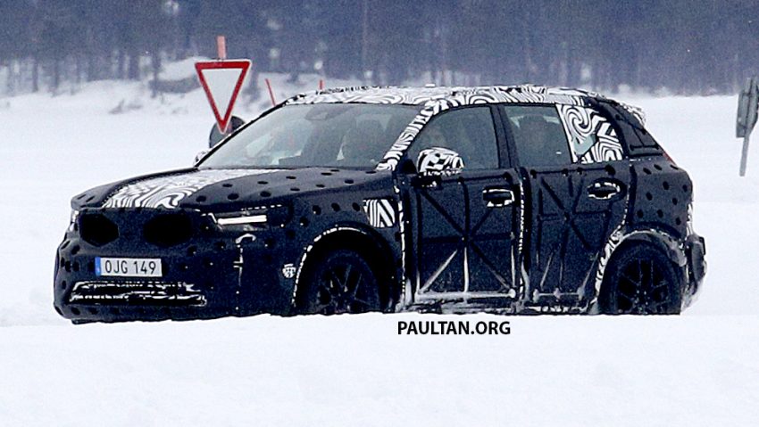 Volvo XC40 雪地测试谍照曝光，下个月上海车展发布。 23279