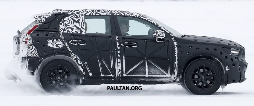 Volvo XC40 雪地测试谍照曝光，下个月上海车展发布。 23272