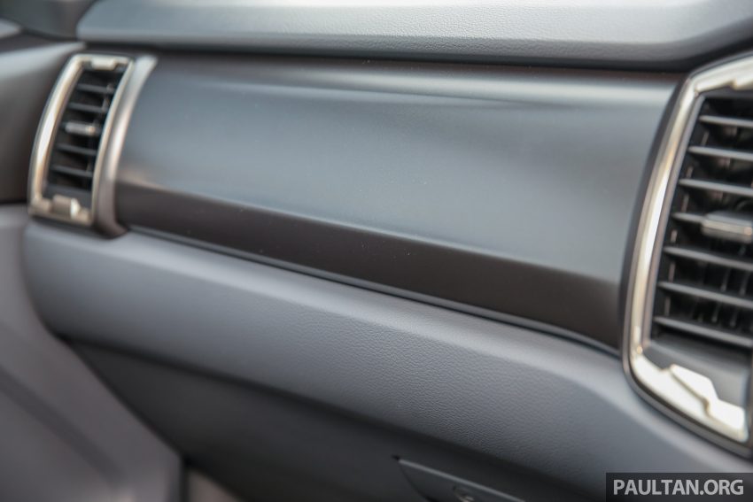 新车图集：Ford Ranger 2.2L FX4，更具运动化气息。 24908