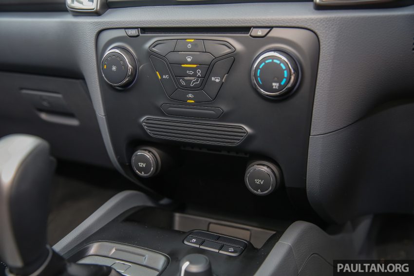 新车图集：Ford Ranger 2.2L FX4，更具运动化气息。 24903