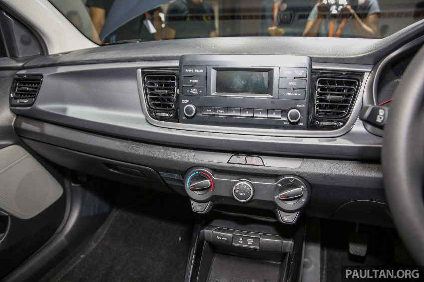 全新 Kia Rio 登陆印尼国际车展，本地预计不久后上市。 28003