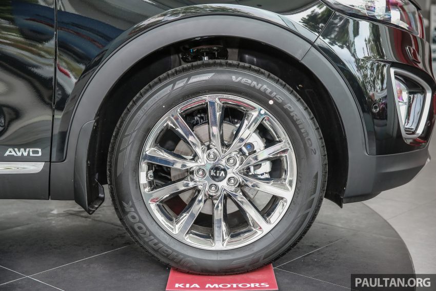 Kia Sorento 柴油高阶版本地面市，柴油迷更好的选择。 27265