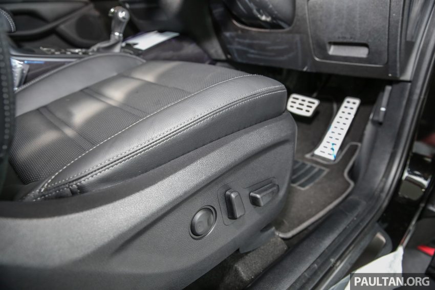 Kia Sorento 柴油高阶版本地面市，柴油迷更好的选择。 27294