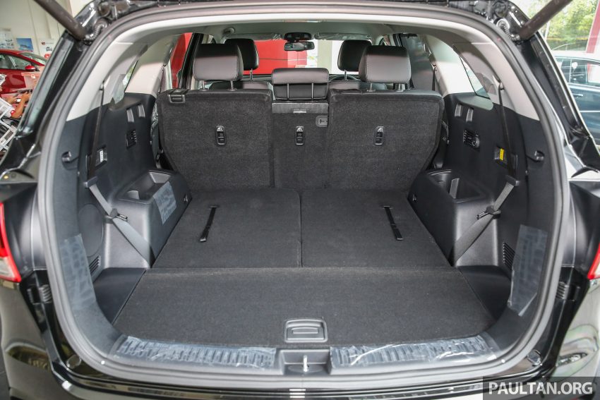 Kia Sorento 柴油高阶版本地面市，柴油迷更好的选择。 27309