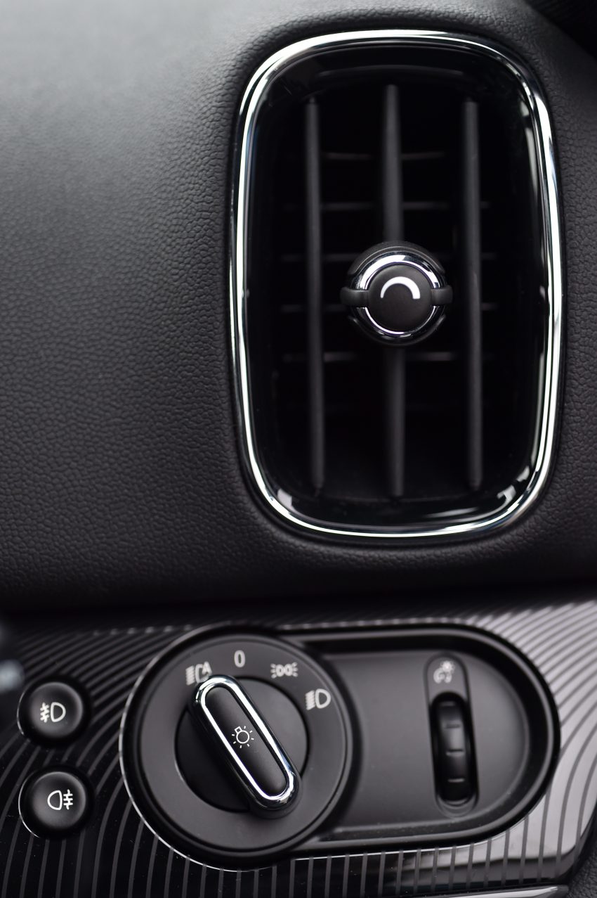 第二代 MINI Countryman 本地上市，价格从RM240K起。 25636