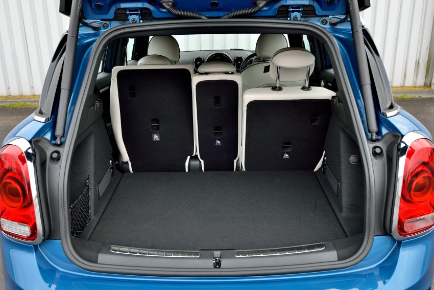 第二代 MINI Countryman 本地上市，价格从RM240K起。 25655
