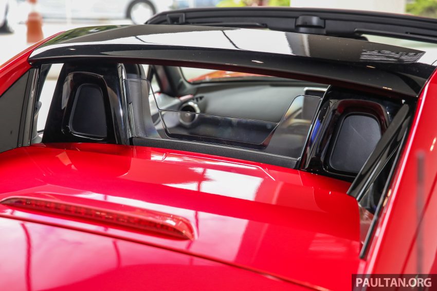 Mazda MX-5 RF 硬顶敞篷版本地上市，售价RM236k起。 27478