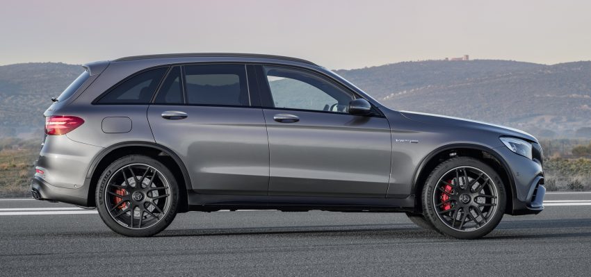 新Mercedes-AMG GLC 63系列三款车即将亮相纽约车展。 24243