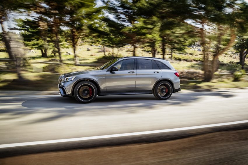 新Mercedes-AMG GLC 63系列三款车即将亮相纽约车展。 24234
