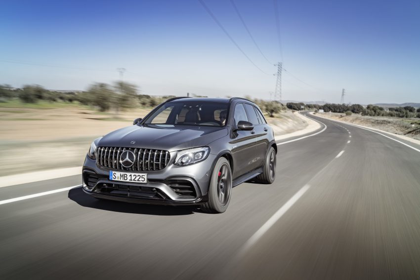 新Mercedes-AMG GLC 63系列三款车即将亮相纽约车展。 24235