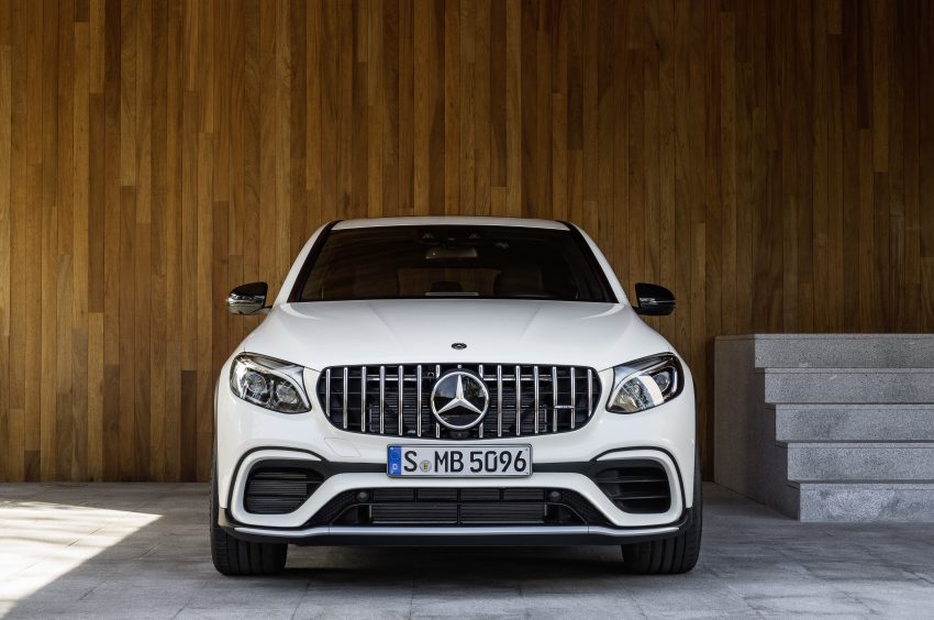 新Mercedes-AMG GLC 63系列三款车即将亮相纽约车展。 24252