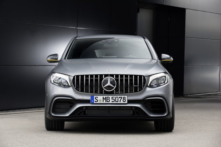 新Mercedes-AMG GLC 63系列三款车即将亮相纽约车展。 24260