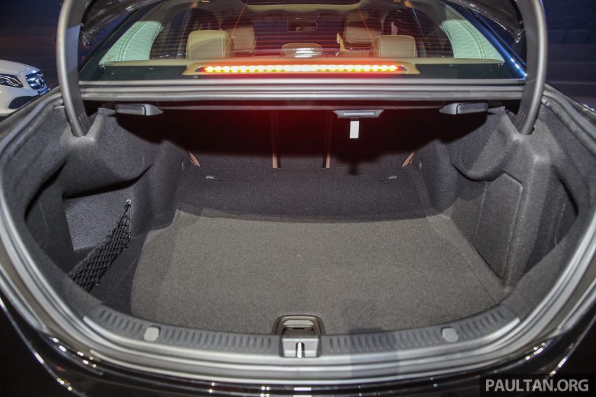 Mercedes-Benz E-Class 导入本地组装，价格更廉宜！ 26679