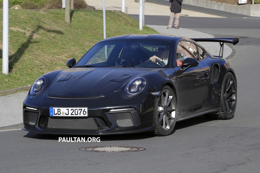 Porsche 911 GT3 RS 小改款测试谍照曝光，几乎无伪装！ 23958