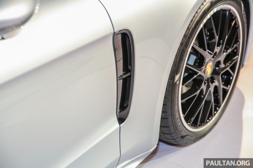 第二代 Porsche Panamera 本地正式开卖，入门3.0L V6售价从89万起，高阶 Panamera 4S 2.9L V6双增压售110万。 25491