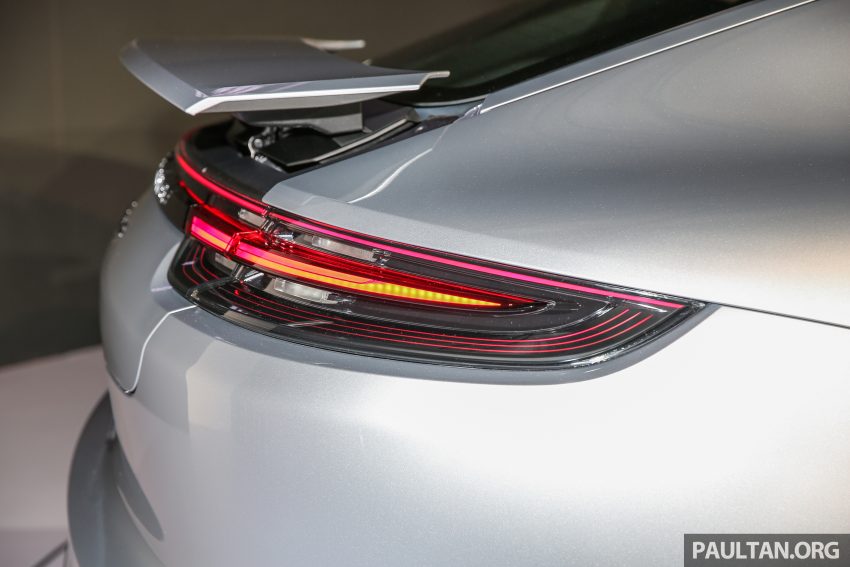 第二代 Porsche Panamera 本地正式开卖，入门3.0L V6售价从89万起，高阶 Panamera 4S 2.9L V6双增压售110万。 25495