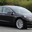 Tesla Model 3 谍照：真的没有仪表板，中间荧幕更大！