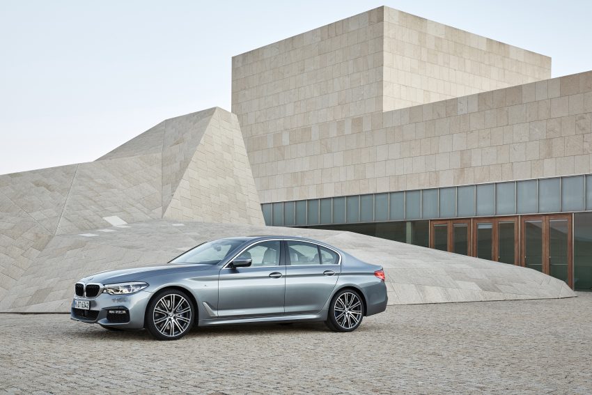 大马BMW专为企业客户提供新计划，购买 BMW X1 sDrive20i 及 BMW 530i M Sport 贷款弹性供期更短。 24428