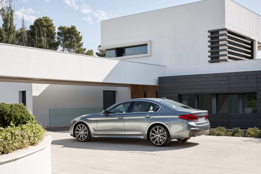 大马BMW专为企业客户提供新计划，购买 BMW X1 sDrive20i 及 BMW 530i M Sport 贷款弹性供期更短。 24430