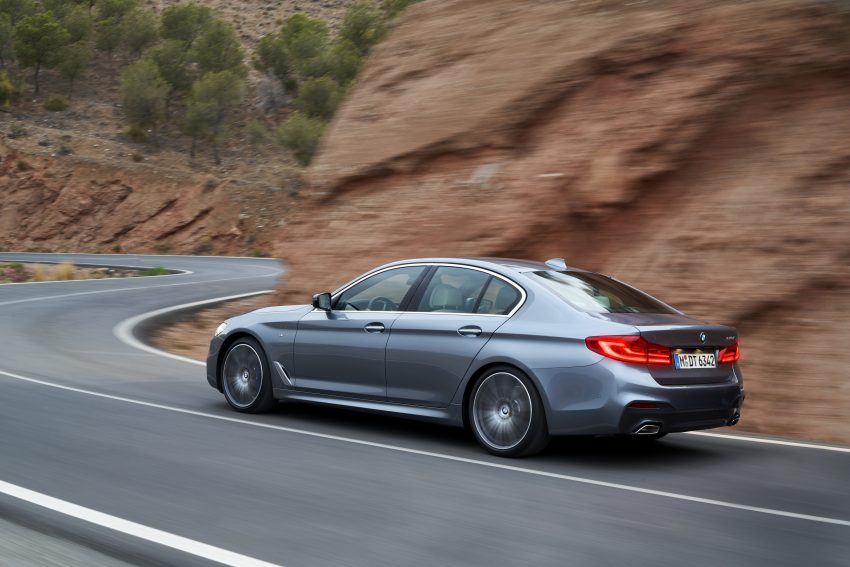 大马BMW专为企业客户提供新计划，购买 BMW X1 sDrive20i 及 BMW 530i M Sport 贷款弹性供期更短。 24432