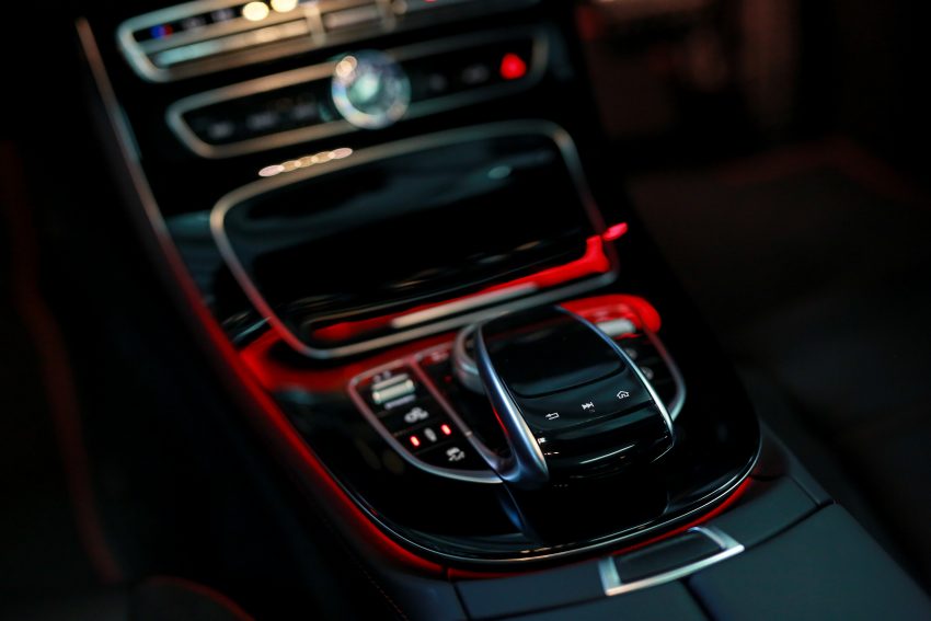 最强动力Sedan, Mercedes-AMG E 43 4MATIC, 售650K！ 29092