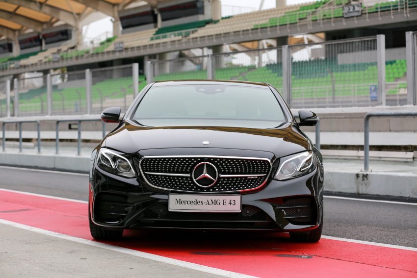 最强动力Sedan, Mercedes-AMG E 43 4MATIC, 售650K！ 29058