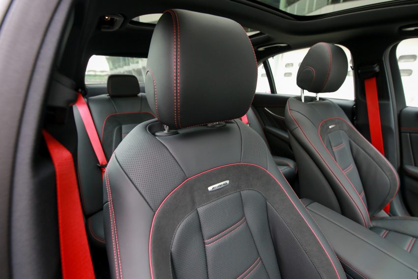 最强动力Sedan, Mercedes-AMG E 43 4MATIC, 售650K！ 29075