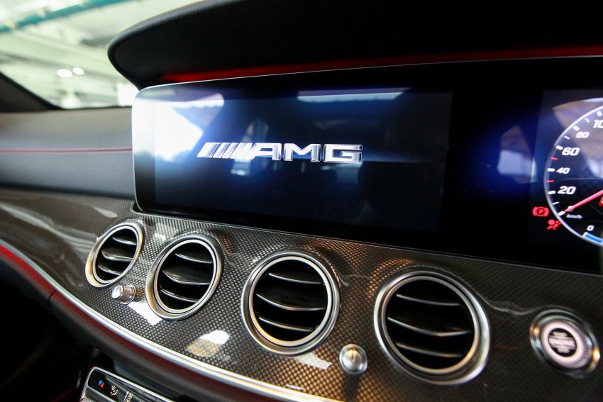 最强动力Sedan, Mercedes-AMG E 43 4MATIC, 售650K！ 29077
