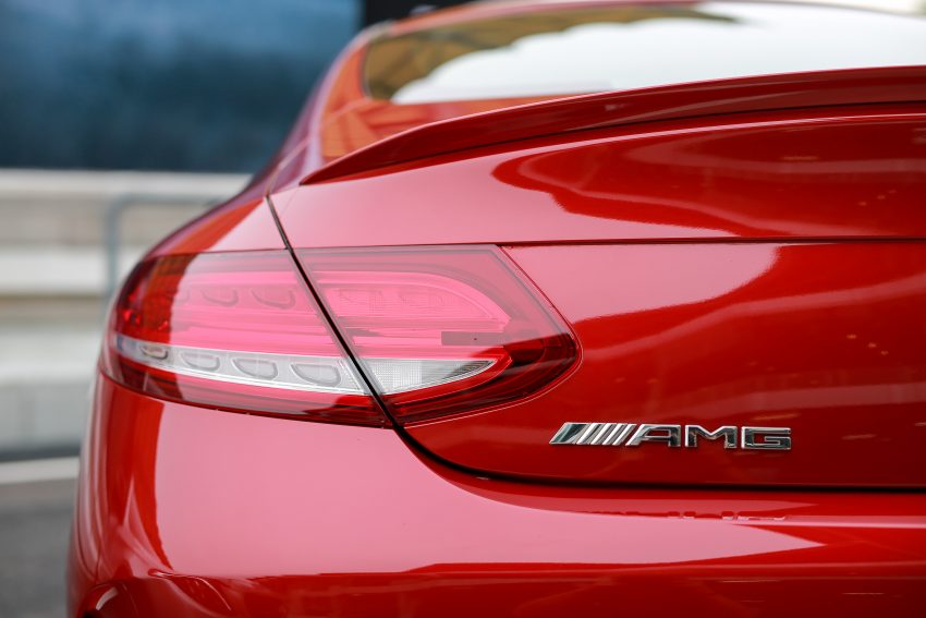 Mercedes-AMG C43 与 C43 Coupe 上市，售价500K起。 29144