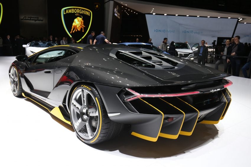 全球限量20辆，Lamborghini Centenario 将登陆香港！ 30107