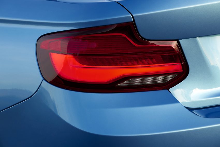 小幅度升级, BMW 2 Series Coupe , 敞篷版及M2小改款！ 29507