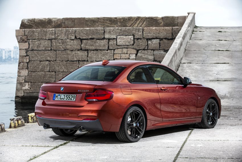 小幅度升级, BMW 2 Series Coupe , 敞篷版及M2小改款！ 29478